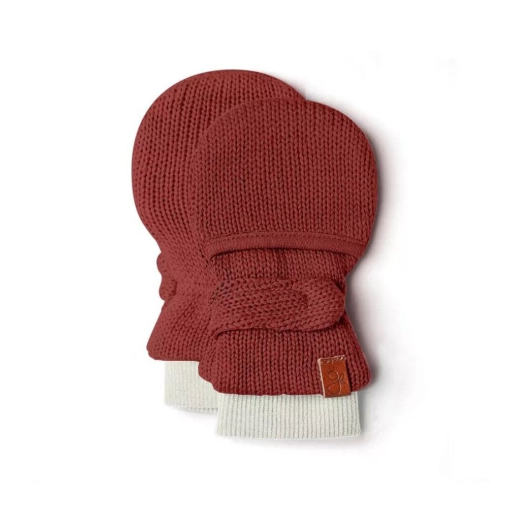 NWOT Goumi knit mitts
